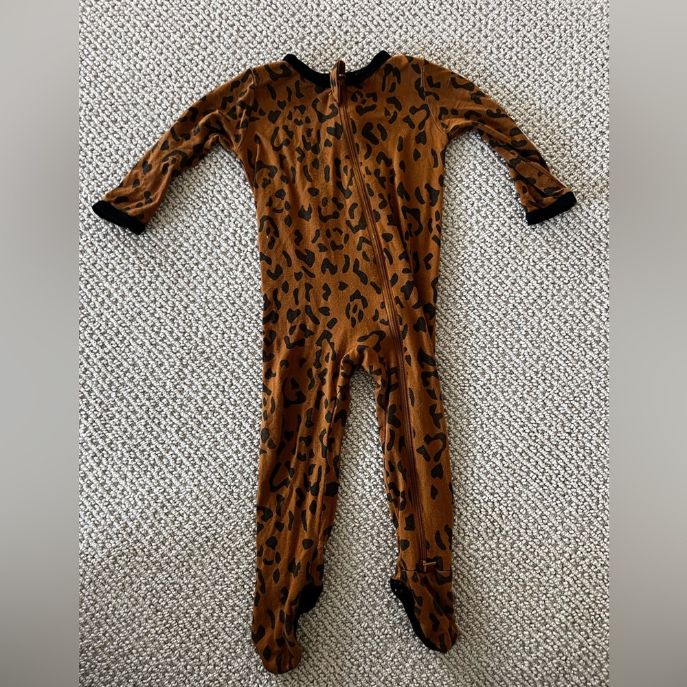 Kyte Baby Onesie! 6-12 mos